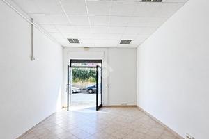 NEGOZIO A LIVORNO