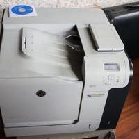 Stampante LaserJet 500 color M551