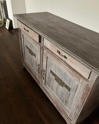 Credenza