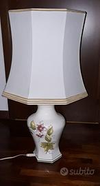 lampada da tavolo con paralume