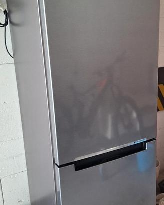 Frigorifero Samsung combinato