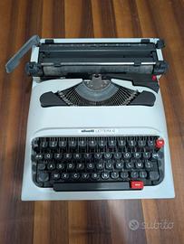 Macchina da scrivere Olivetti Lettera 12