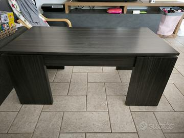 Tavolino da caffè con rialzo