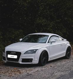 Audi tt per ricambi