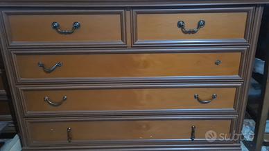 Cassettiera in legno
