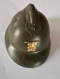 Elmetto Adrian da tavolo commemorativo