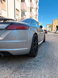 Aufi tt mk3 2.0 tfsi 230cv
