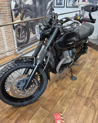 Moto Guzzi V7 CUSTOMIZZATA