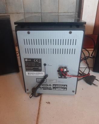 Impianto mini hi-fi LG mod CM1530