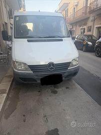 MERCEDES. SPRINTER