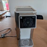 Dispenser acqua filtrata