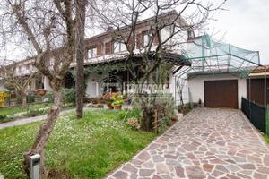 Villa a Schiera a Truccazzano 4 locali