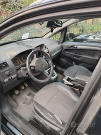 OPEL Zafira - 2010