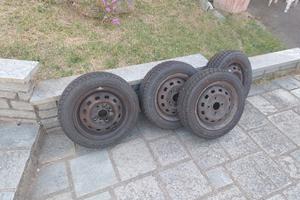 pneumatici invernali 155/65 R13 