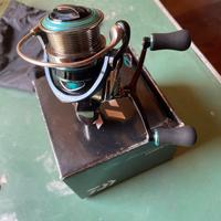 Mulinello Daiwa Emeraldas 2508 pedh