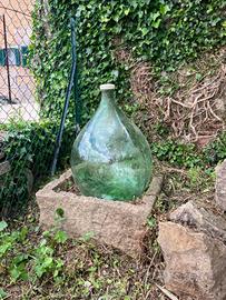 damigiane in vetro soffiato per  decorazione