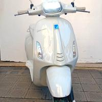 Vespa Sprint 125 Edizione speciale Justin Bieber
