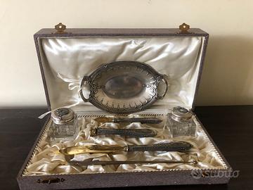 Set da scrivania in argento fine 800/primi 900