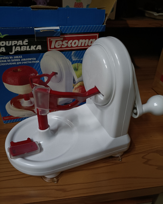 Sbuccia mela Tescoma mai usato