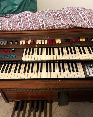organo Farfisa