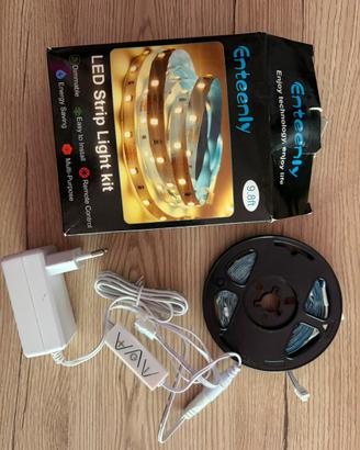 Striscia LED dimmerabile RGB