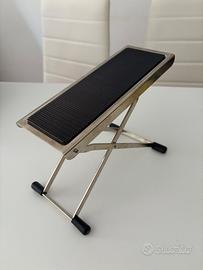 Poggia piede per chitarra