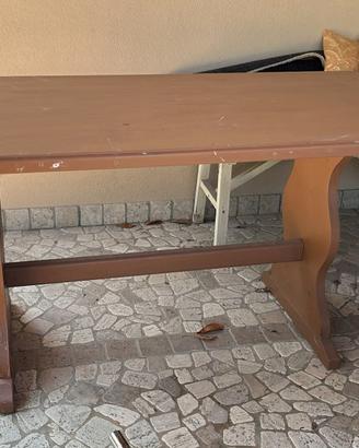 Tavolo in legno