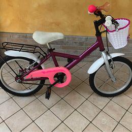 Bici da bambina con ruote da 16 e cestino