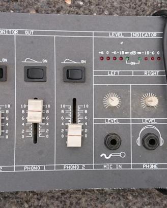 Mixer 4 canali IAL SOUND