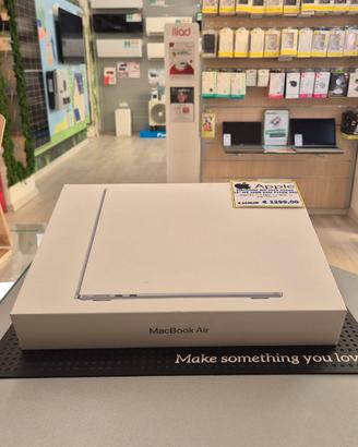 Apple MacBook Air M5 13" 16GB RAM 512GB SSD