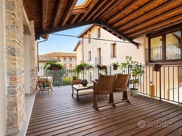VILLA A SCHIERA A PASIAN DI PRATO