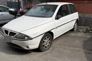 Lancia Y