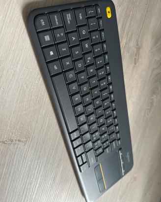 Tastiera Logitech K400+ bluetooth