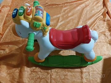 cavallo a dondolo