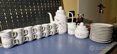 Servizio da caffè in porcellana