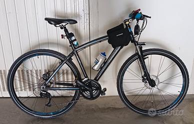 mtb ibrida con ruote da 21 
