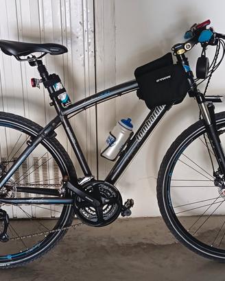 mtb ibrida con ruote da 21 