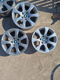 cerchi in lega originali BMW montati su serie 3 e9