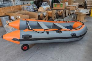 Gommone 3,2 m + Motore 8 Hp