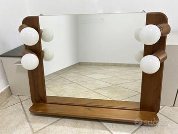 Specchio da trucco o da parete