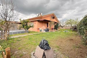 PORZIONE DI BIFAMILIARE A CAPENA