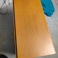 tavolo pieghevole con sedie 