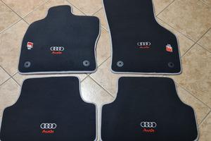 Set Tappetini X Audi NUOVI in Velluto Con 6 Ricami