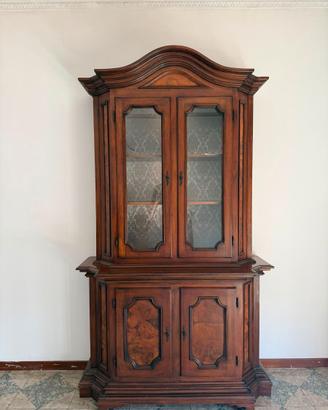 Sala completa in noce