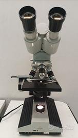 Microscopio binoculare