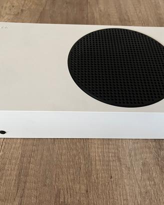 Xbox Series S 500gb (solo console e cavi)