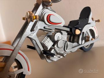 Modellino Moto Custom Chopper in legno