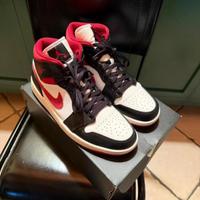 Air Jordan 1 Mid