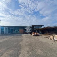 CAPANNONE A MARTINSICURO