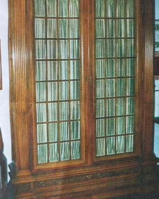 Libreria-credenza in stile
